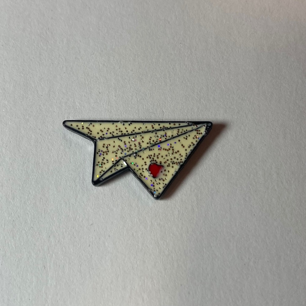 Paper Airplane Enamel Pin Glitterโ Red Heart Mail Letter Stationery Bag Backpack